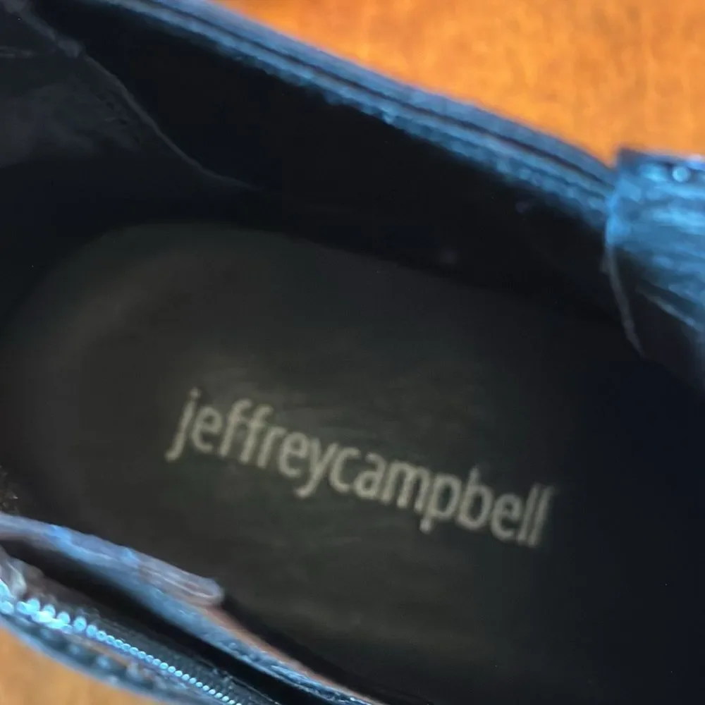 Jeffrey Campbell Edmond Chelsea Boot - 6.5
